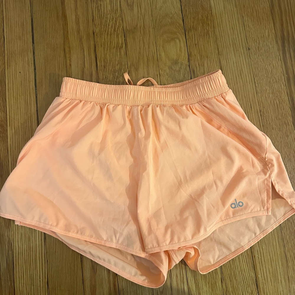 ALO Stride Short - Cantaloupe